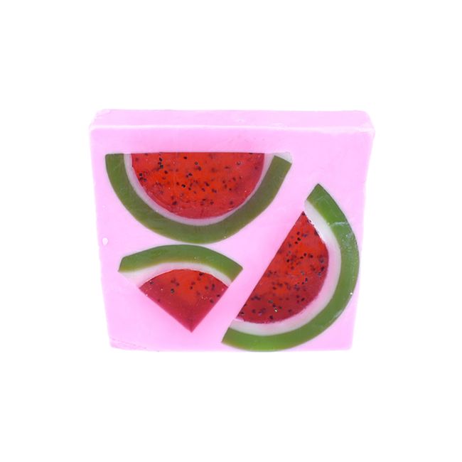 BOMB COSMETICS WATERMELON SUGAR rankų darbo muilas, 100 g