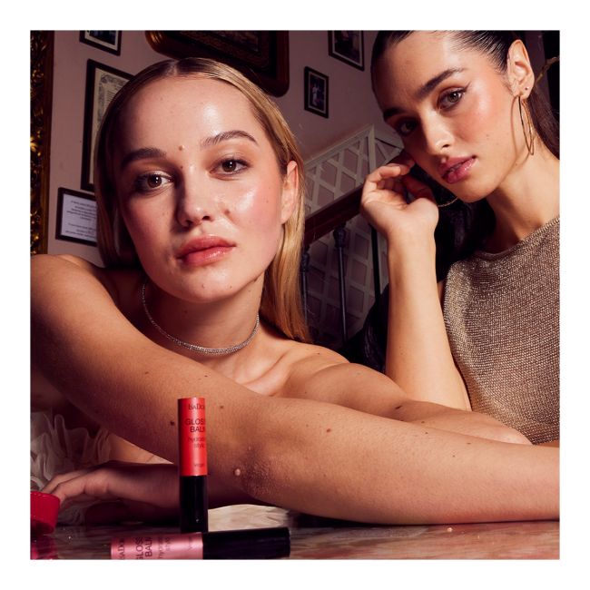 ISADORA GLOSSY HYDRATING STYLO lūpų balzamas, 1,6 g