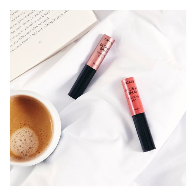 ISADORA GLOSSY HYDRATING STYLO lūpų balzamas, 1,6 g