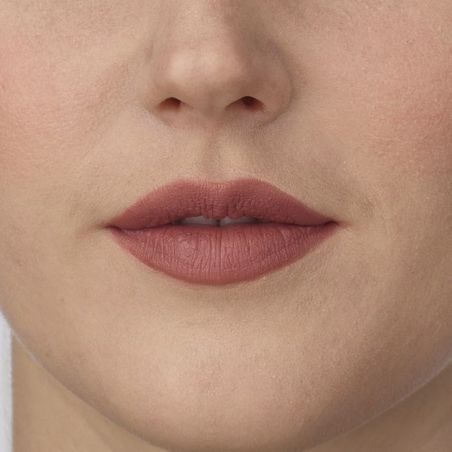 ISADORA PERFECT MOISTURE lūpų dažai, 4,5 g
