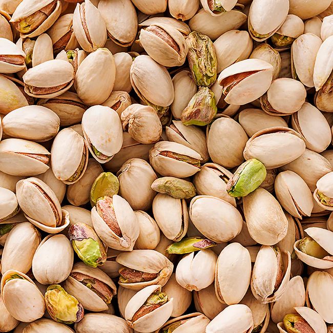 HOLLAND & BARRETT švelniai sūdyti pistacijų riešutai, 210 g