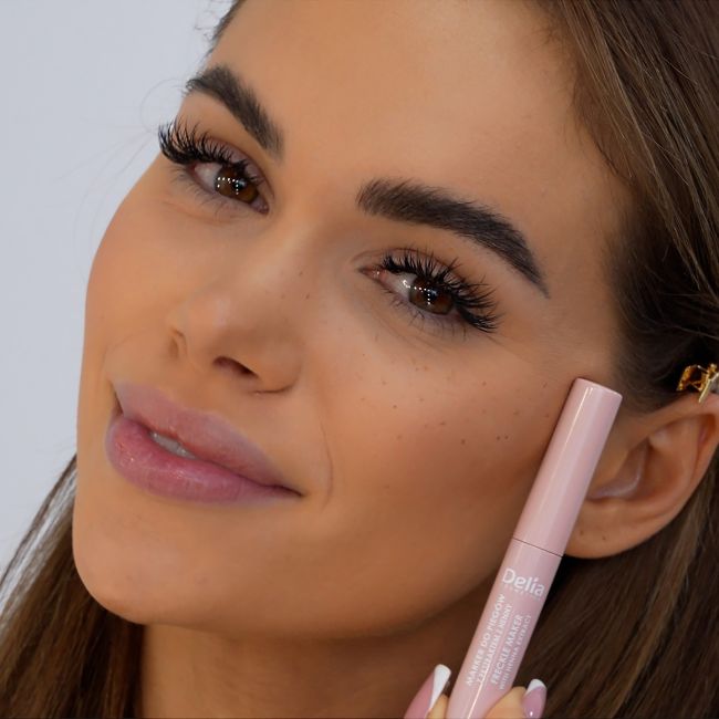 DELIA EYEBROW EXPERT strazdanų žymeklis, 4 ml