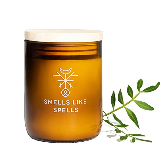 IDUNN SMELLS LIKE SPELLS pagaminta rankomis kvapioji žvakė su mediniu dangčiu, 250 g