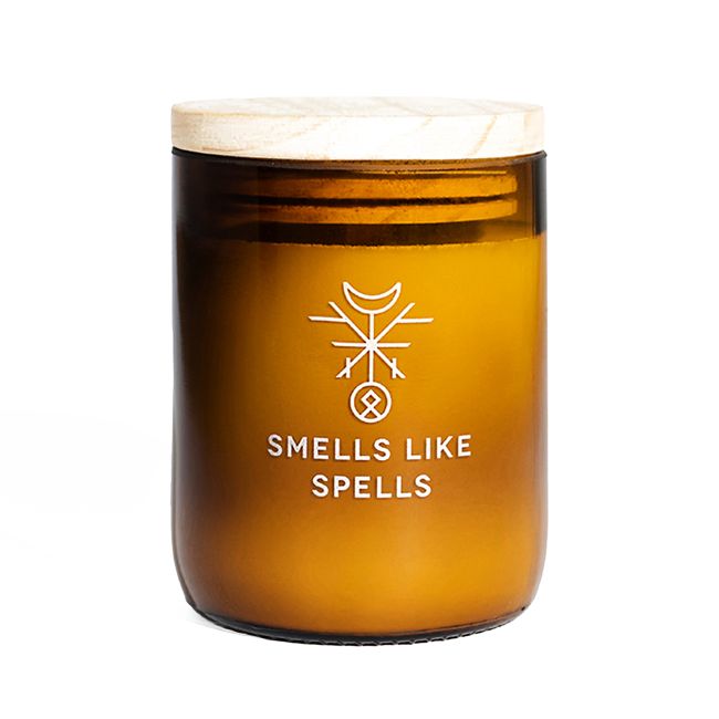 IDUNN SMELLS LIKE SPELLS pagaminta rankomis kvapioji žvakė su mediniu dangčiu, 250 g