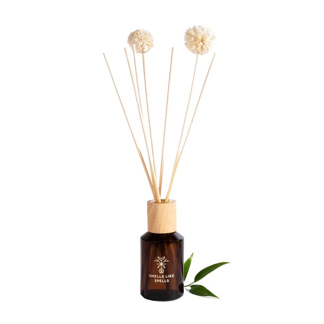 FREYR SMELLS LIKE SPELLS pagaminti rankomis namų kvepalai, 100 ml