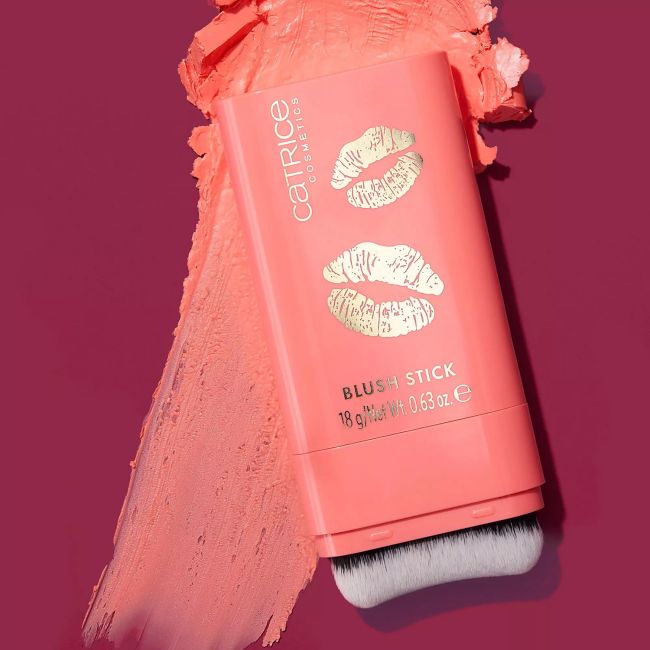 CATRICE KISS & GLOW BLUSH STICK skaistalai, 18 g