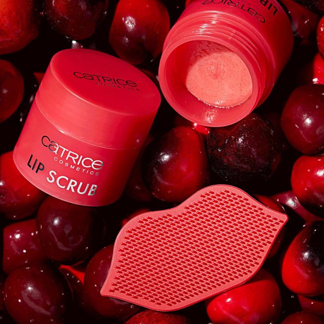 CATRICE ETERNAL RED lūpų priežiūros priemonių rinkinys