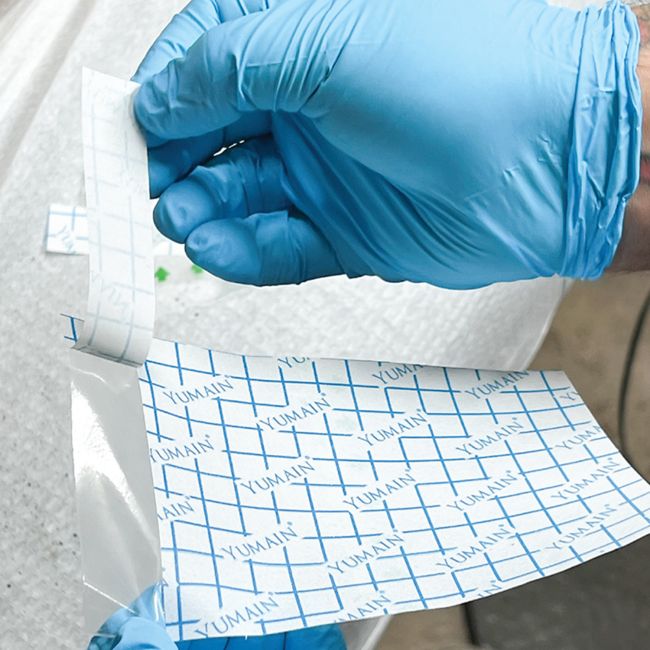 YUMAIN 911 DERM ROLL apsauginė kūno tatuiruočių juosta (15 cm x 10 cm)