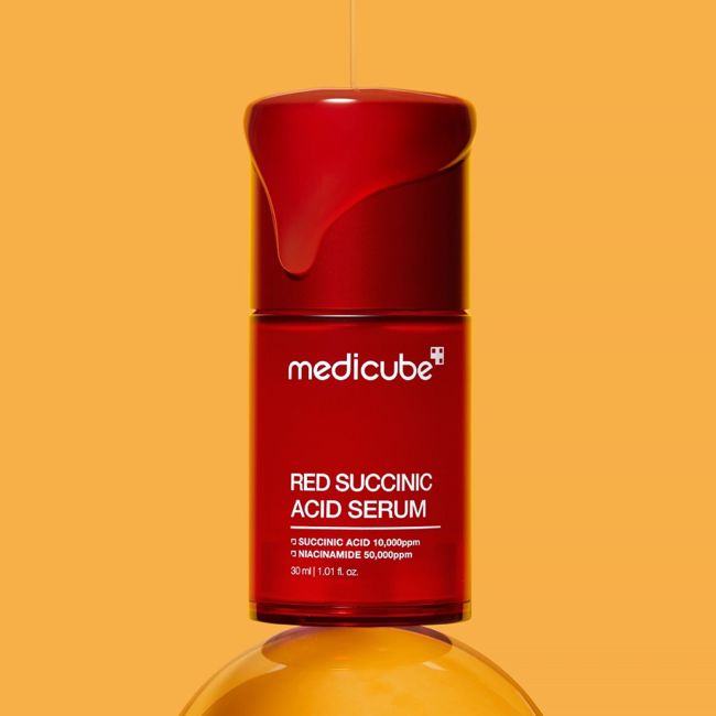 MEDICUBE RED SUCCINIC ACID veido serumas, 30 ml