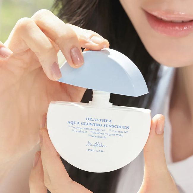 DR.ALTHEA AQUA GLOWING SUNSCREEN SPF50 apsauginis veido kremas nuo saulės, 45 ml
