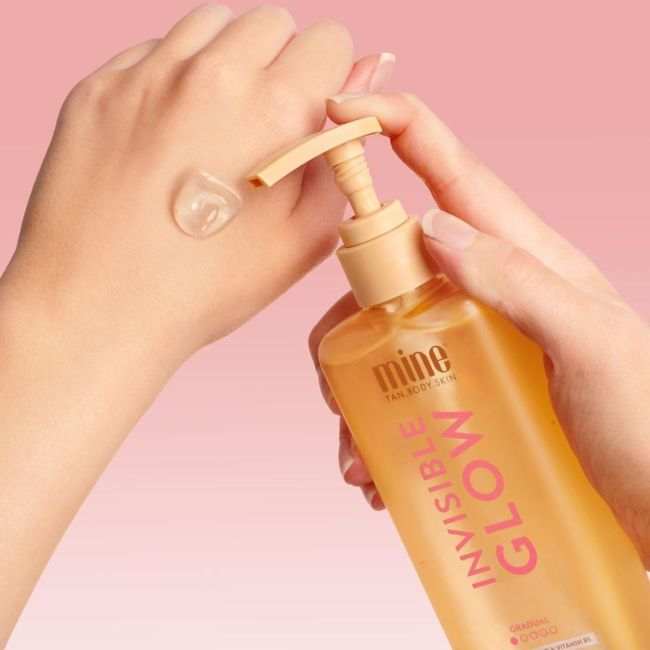 MINE INVISIBLE GLOW GRADUAL HYDRATING savaiminio įdegio želė, 237 ml