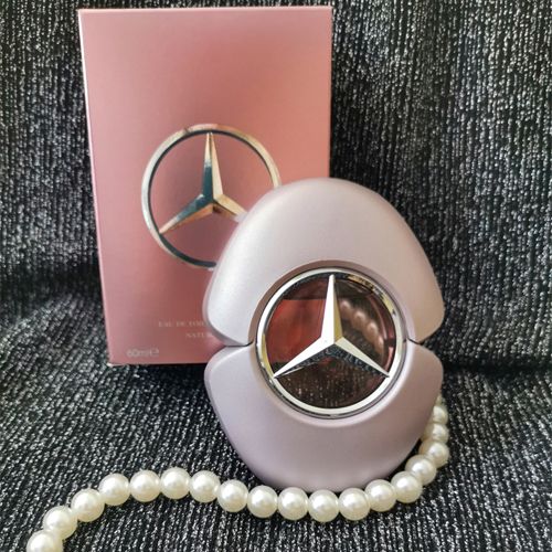 Laura: MERCEDES - BENZ WOMAN aromatas – šiltojo sezono akcentas!